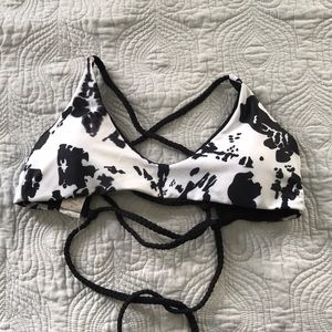 Tie-Tye B&W Lace-Up Back Bikini Top